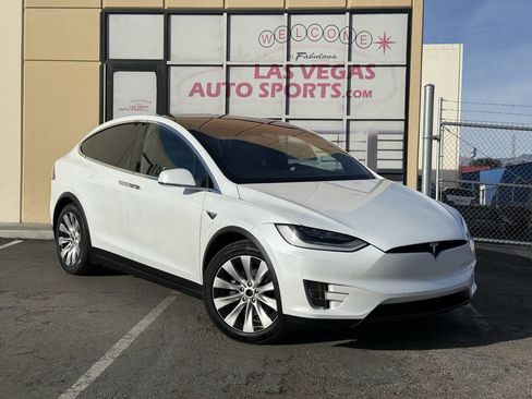 Used 2020 Tesla Model X Long Range image 5