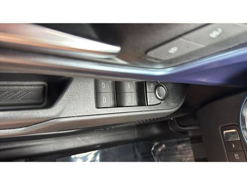 Used 2024 Chevrolet Equinox EV LT w/ LPO, Active Package FWD image 33