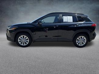 Used 2024 Toyota Corolla Cross LE w/ Moonroof Package AWD/4WD video 2