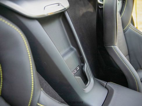 Used 2025 Chevrolet Corvette Stingray Premium Cpe w/ Z51 Performance Package image 38