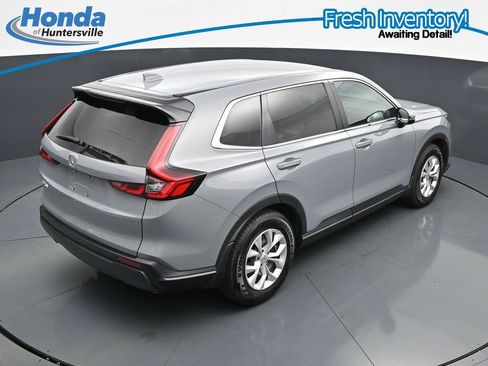Used 2025 Honda CR-V LX image 32