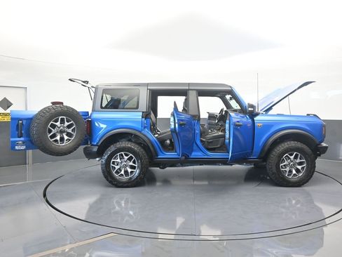 Used 2024 Ford Bronco Badlands image 72