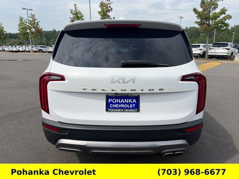 Used 2022 Kia Telluride EX w/ EX Premium Package FWD image 6