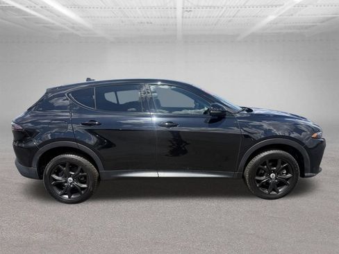 Used 2023 Dodge Hornet GT w/ GT Blacktop Package AWD/4WD image 3