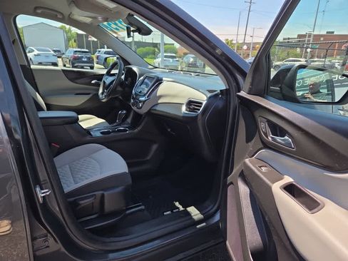 Used 2020 Chevrolet Equinox LS w/ LS Convenience Package FWD image 13