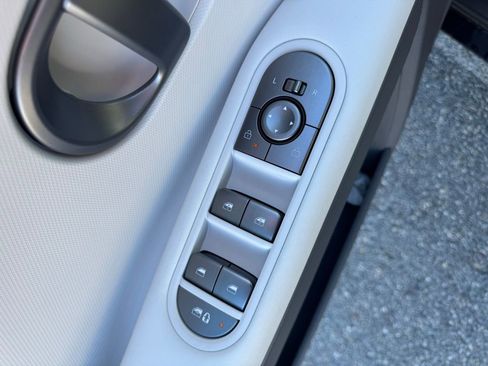 New 2026 Hyundai Ioniq 5 SEL image 17