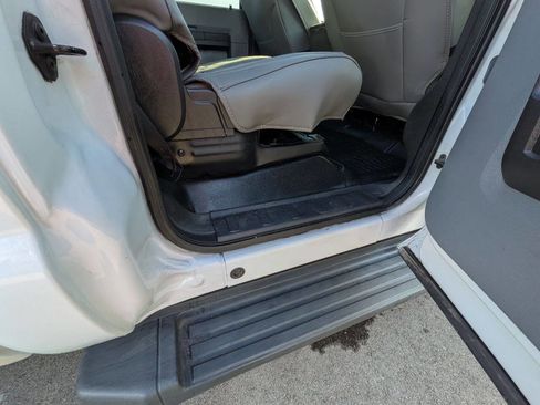 Used 2015 Ford F350 XL image 25