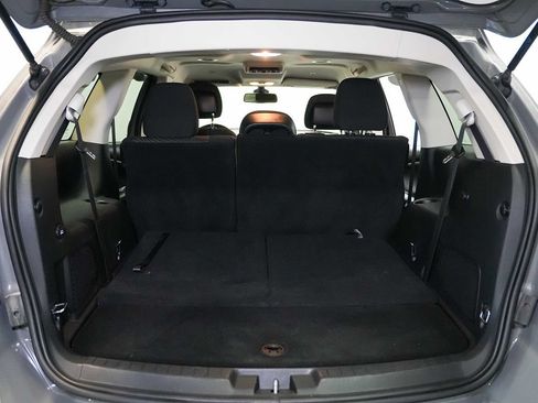 Used 2019 Dodge Journey SE w/ Premium Group FWD image 22