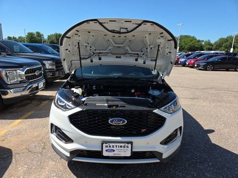 Certified 2024 Ford Edge ST w/ Equipment Group 401A image 14