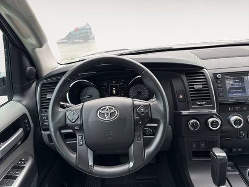 Used 2021 Toyota Sequoia Limited w/ Safety & Convenience Package AWD/4WD image 13
