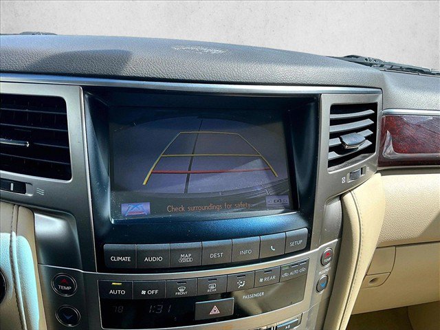 Used 2013 Lexus LX 570 4WD w/ Luxury Pkg w/Pre-crash image 21