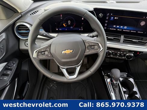 New 2026 Chevrolet Trax LT w/ Driver Confidence Package image 14