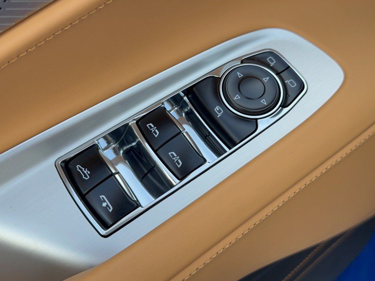 Certified 2023 Chevrolet Corvette Stingray Premium Conv w/ Z51 Performance Package RWD image 15