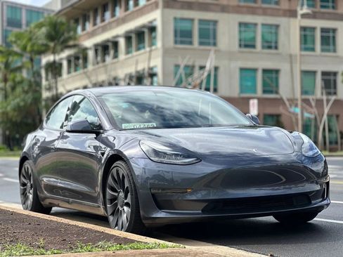 Used 2021 Tesla Model 3 Performance image 6