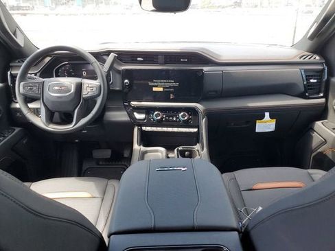 New 2026 GMC Sierra 2500 AT4 w/ AT4 Premium Plus Package AWD/4WD image 13