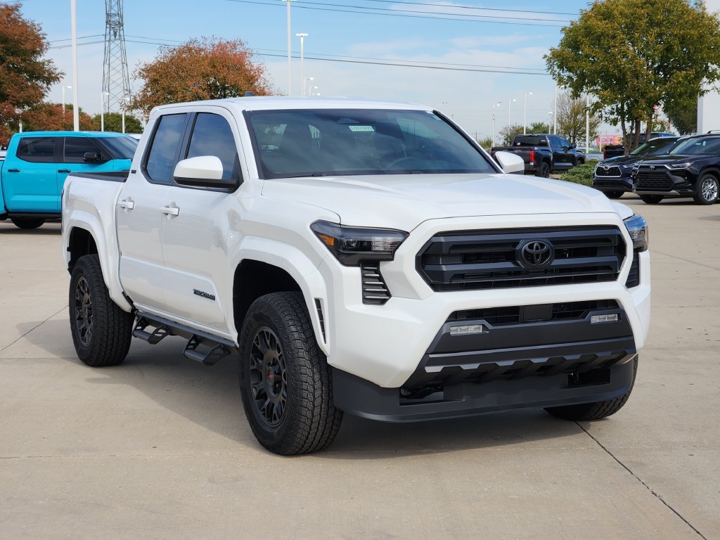 New 2026 Toyota Tacoma SR5 AWD/4WD image 3
