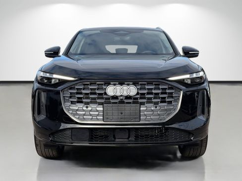 New 2025 Audi Q5 Prestige image 8