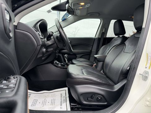 Used 2020 Jeep Compass Limited image 8
