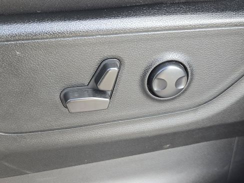 Used 2022 RAM 1500 Big Horn AWD/4WD image 24
