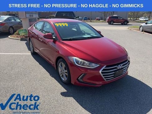 Used 2017 Hyundai Elantra SE w/ SE A/T Tech Package 03 FWD image 2