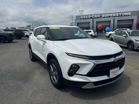 Used 2024 Chevrolet Blazer LT FWD image 15