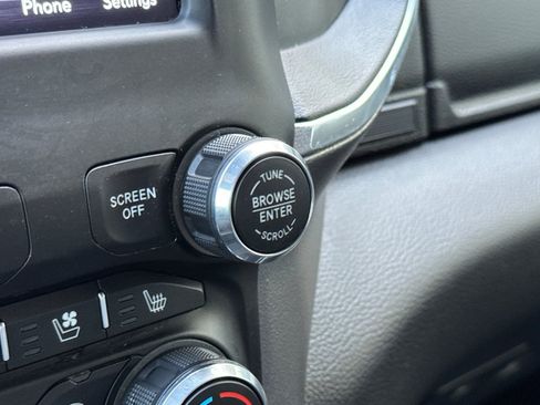 Used 2021 RAM 2500 Laramie w/ Night Edition image 31