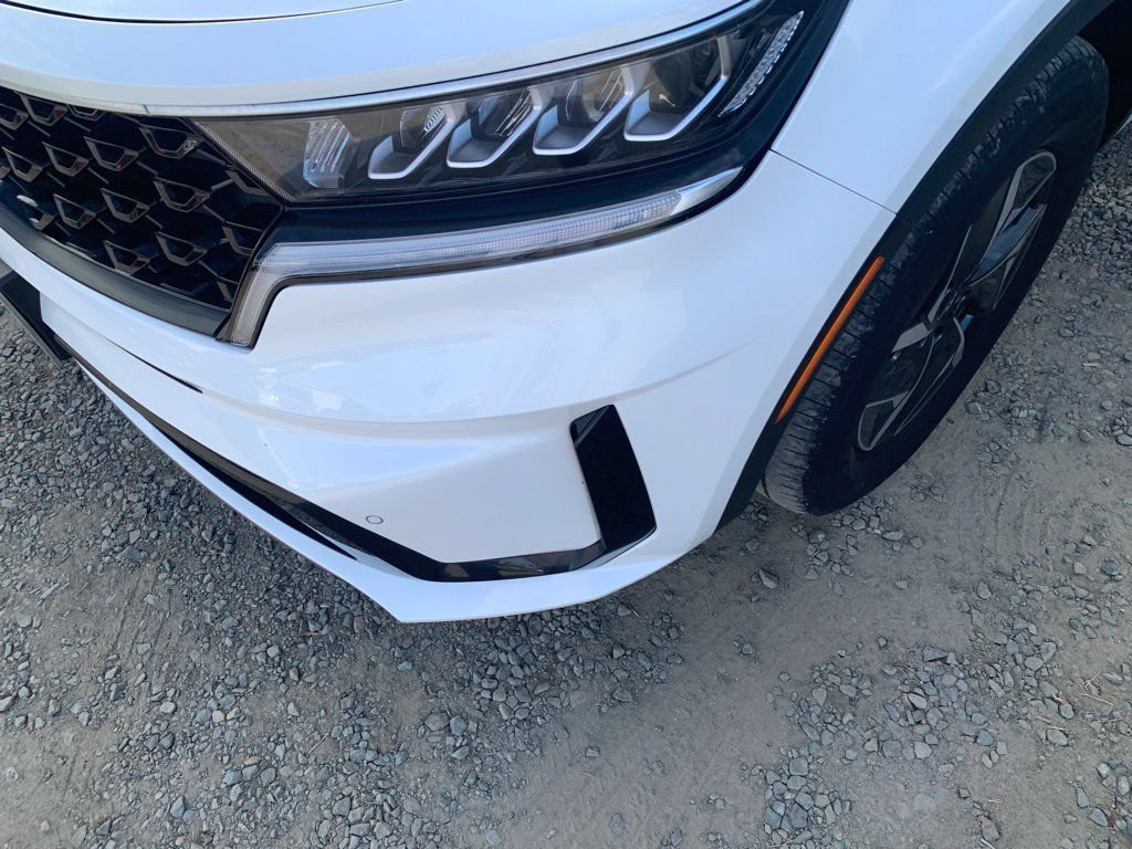 Certified 2023 Kia Sorento EX w/ Panoramic Sunroof Package FWD image 2