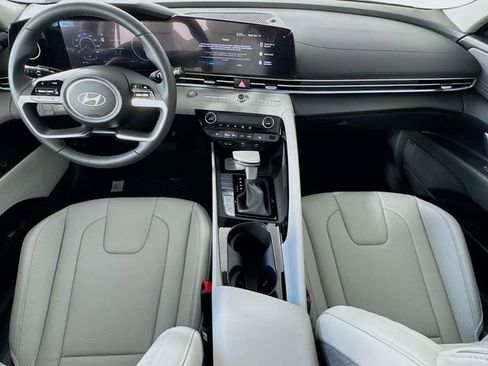 New 2026 Hyundai Elantra Limited FWD image 24