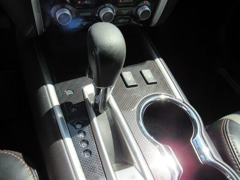 Used 2020 Nissan Pathfinder SL FWD image 30