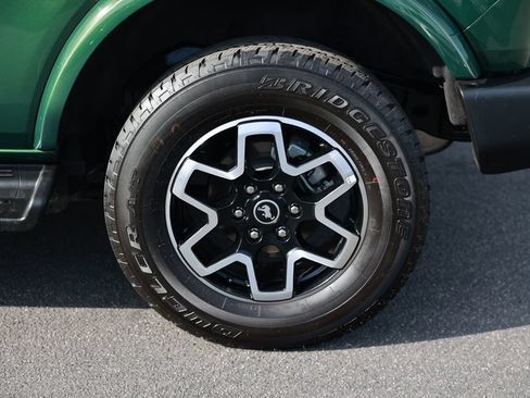 Used 2025 Ford Bronco Outer Banks AWD/4WD image 10