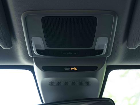 Used 2026 Honda HR-V LX image 35