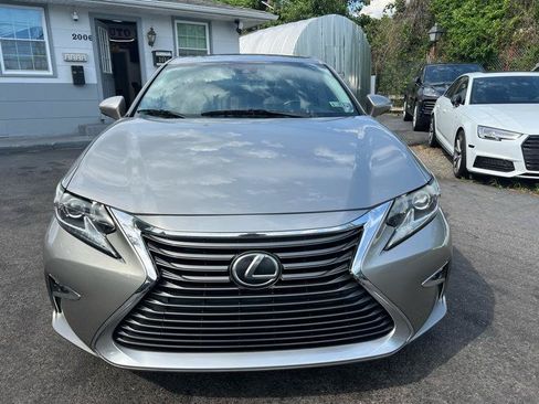 Used 2017 Lexus ES 350 FWD image 2