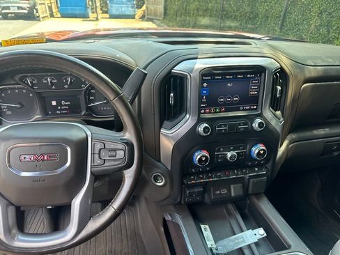 Certified 2020 GMC Sierra 1500 SLT w/ SLT Premium Plus Package RWD image 11