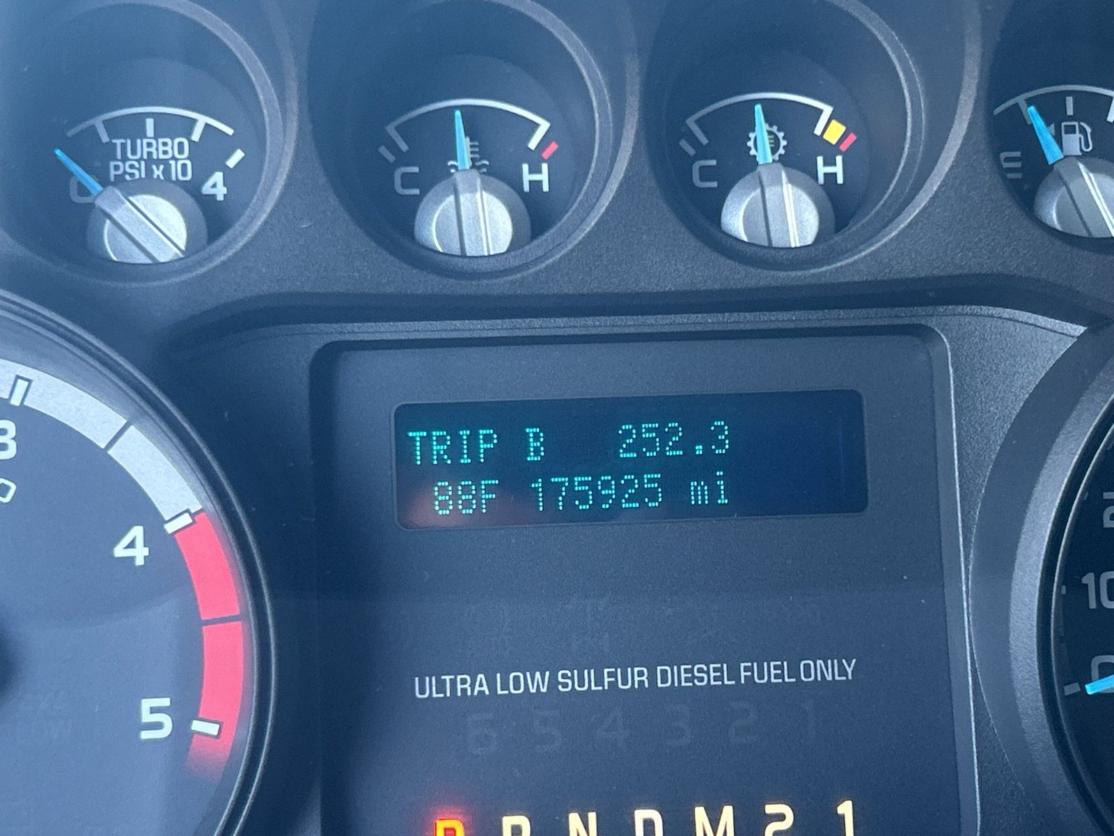 Used 2016 Ford F250 XL w/ Power Equipment Group AWD/4WD image 30