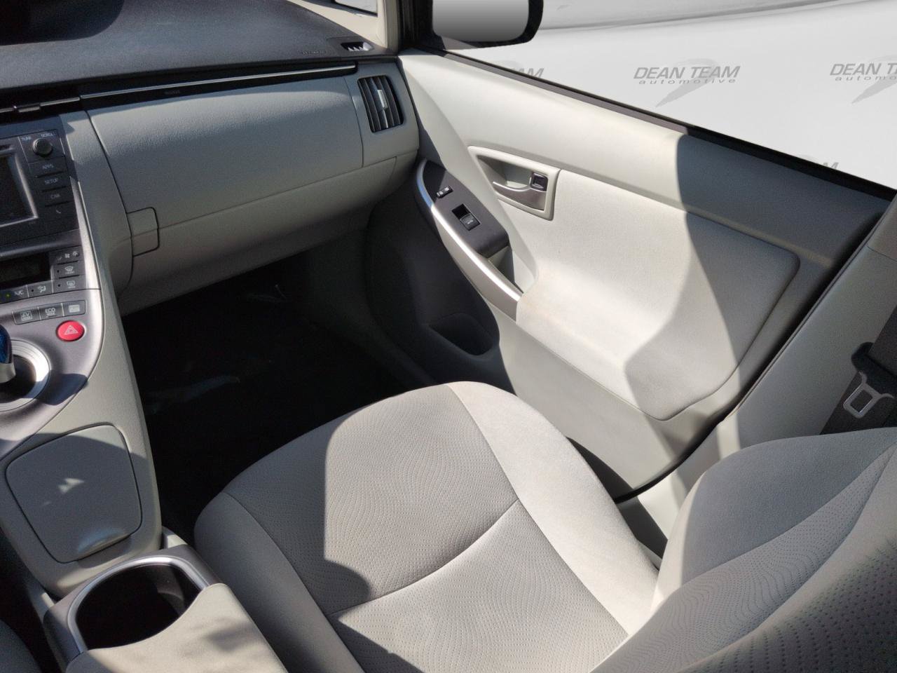 Used 2014 Toyota Prius Three FWD image 15