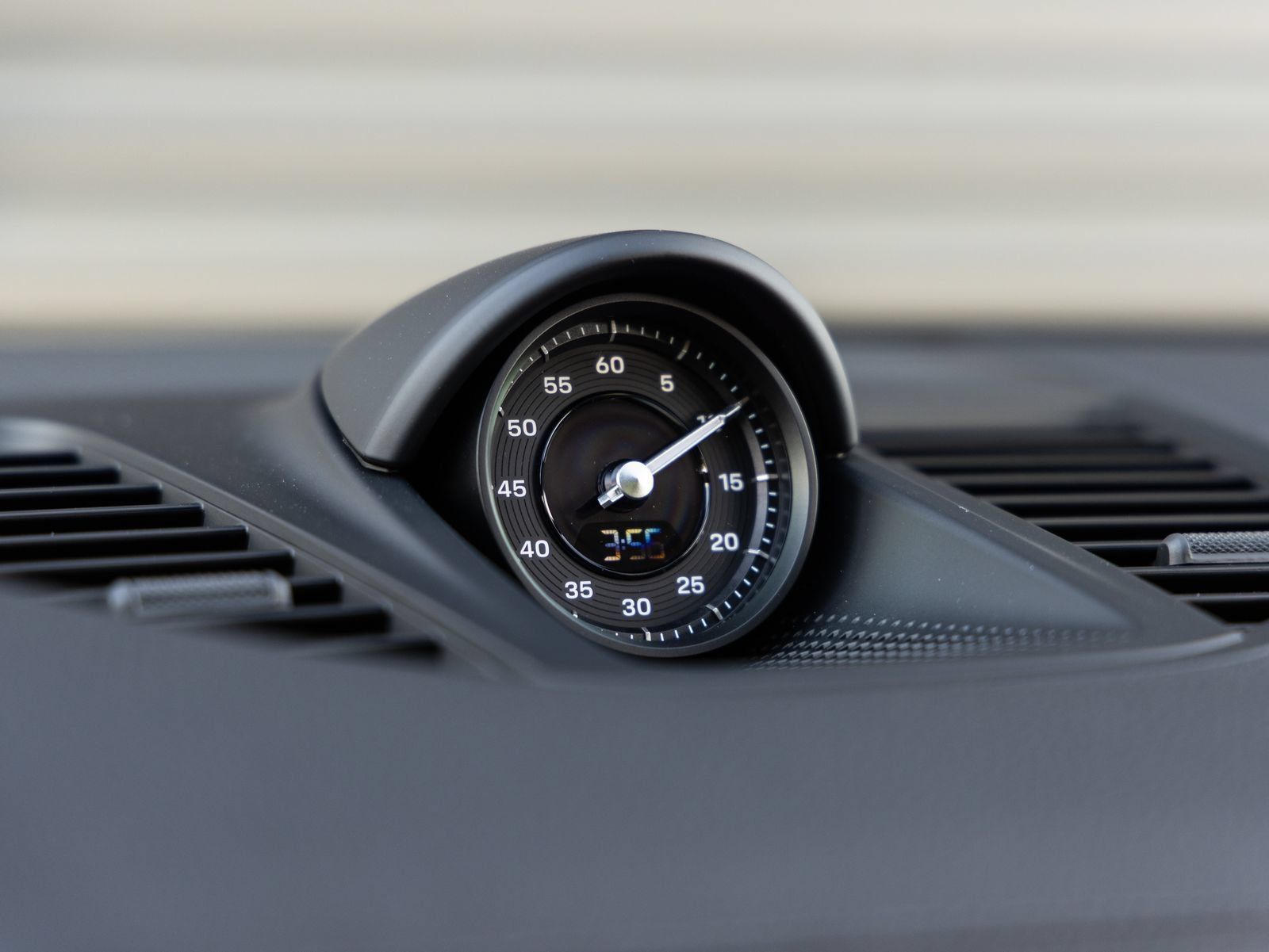 Certified 2026 Porsche Panamera RWD image 16
