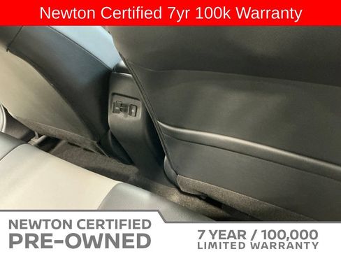 Used 2024 Nissan Kicks SR w/ SR Premium Package FWD image 21