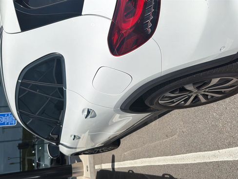 Used 2021 Mercedes-Benz GLA 250 image 5