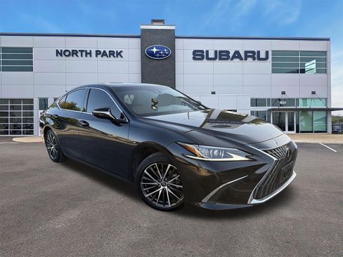 Used 2024 Lexus ES 350 w/ Premium Package FWD image 1