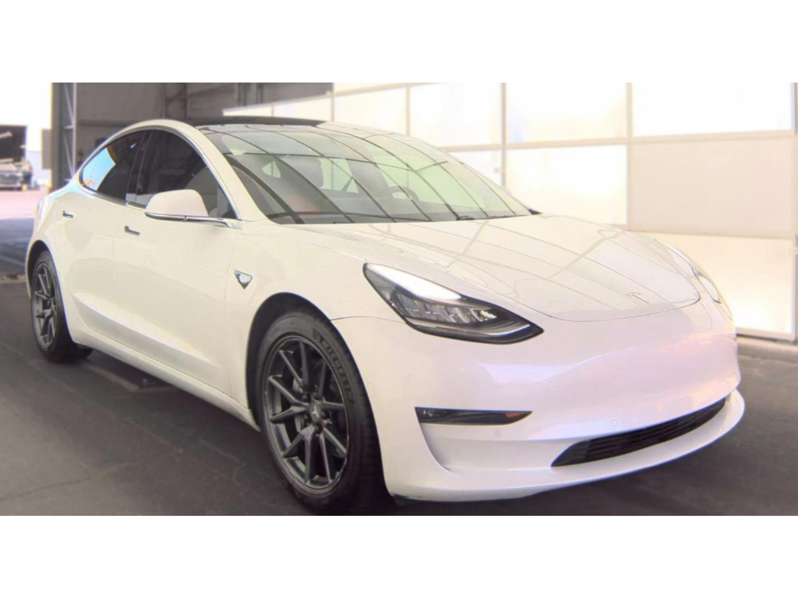 Used 2018 Tesla Model 3 Long Range AWD/4WD image 4