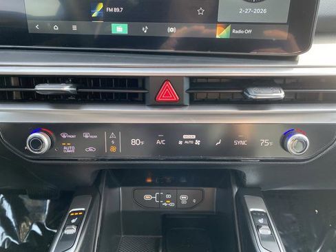 New 2026 Kia Sorento S image 18