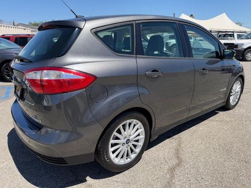 Used 2016 Ford C-MAX SE w/ Interior Protection Package FWD image 6