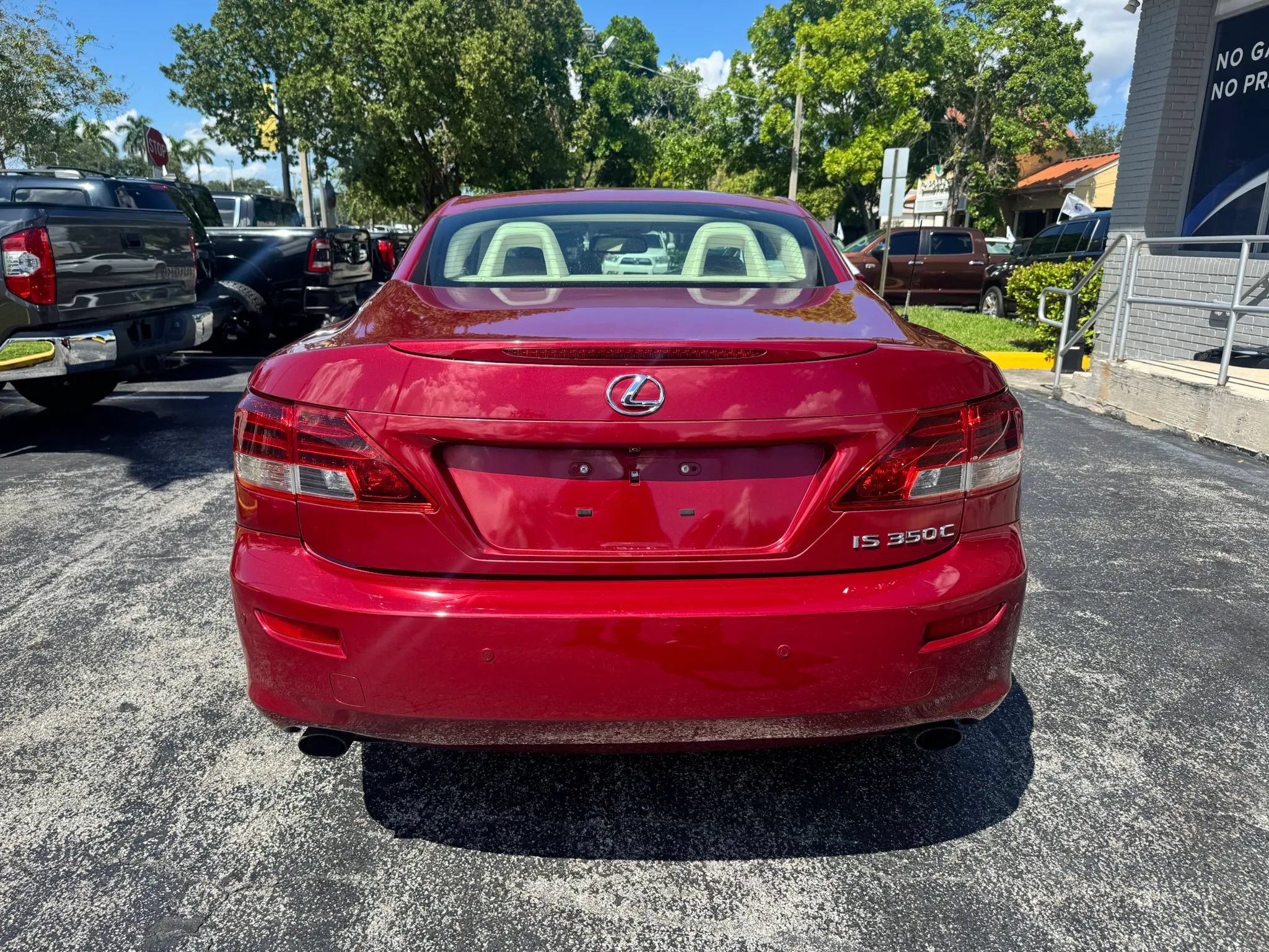 Used 2012 Lexus IS 350C RWD image 10