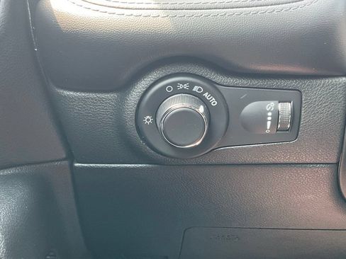 Used 2023 Dodge Durango SXT Launch Edition AWD/4WD image 25