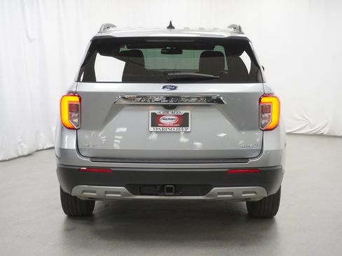 Used 2023 Ford Explorer XLT w/ Equipment Group 202A AWD/4WD image 11
