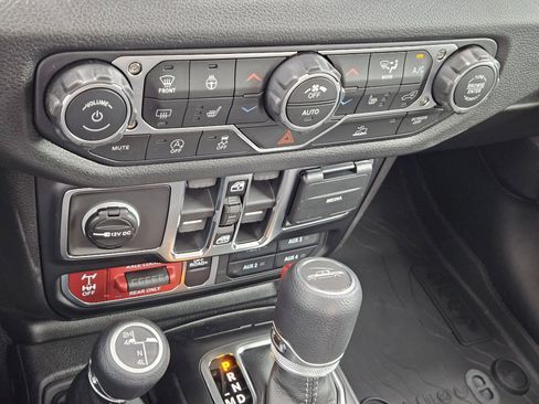 New 2026 Jeep Gladiator Willys image 22