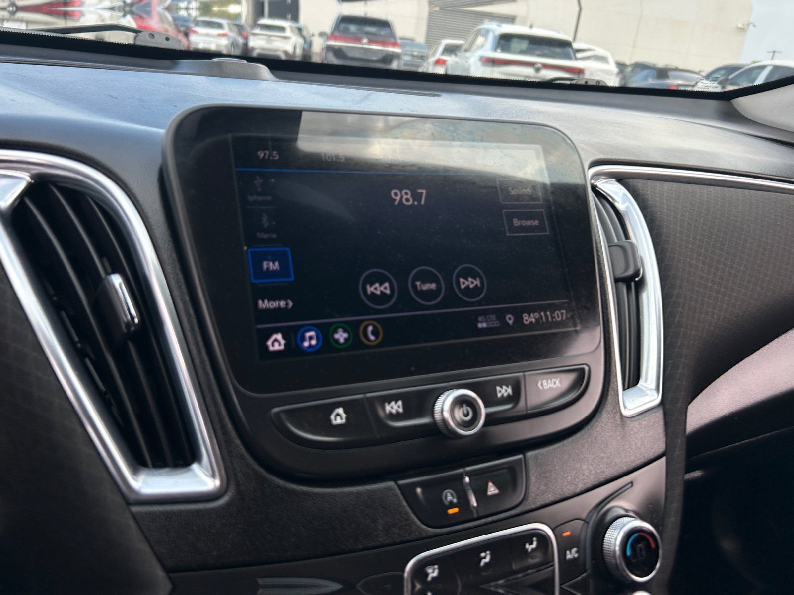 Used 2020 Chevrolet Malibu LT FWD image 26
