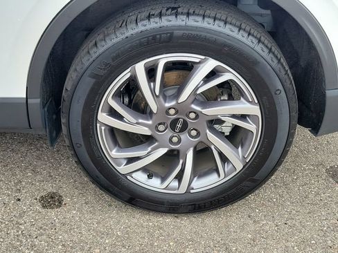 Used 2023 Lincoln Corsair AWD w/ Equipment Group 101A image 30
