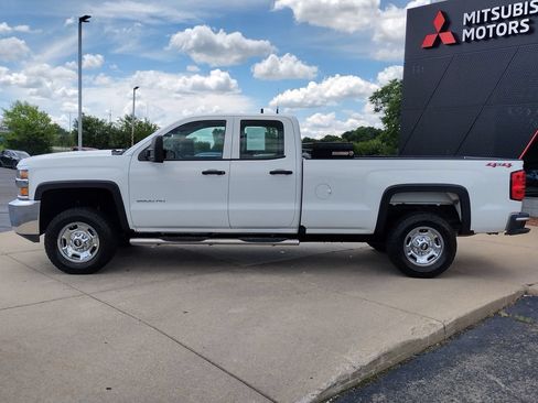 Used 2019 Chevrolet Silverado 2500 W/T AWD/4WD image 8