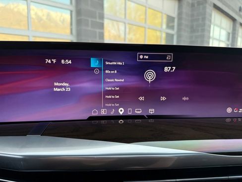 Used 2026 Cadillac Escalade Platinum Sport w/ LPO, ONYX Package image 48